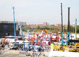 Beijing BICES show: construction of engineering machinery bridgehead